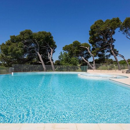 Madame Vacances Domaine Du Provence Country Club Service Premium Saumane-de-Vaucluse Esterno foto